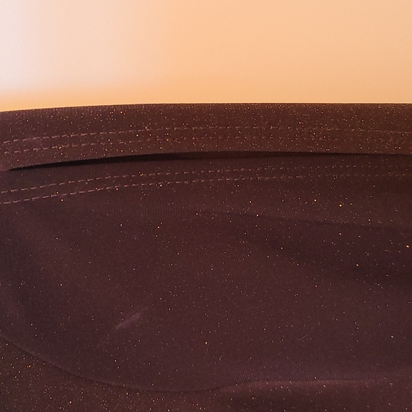 2/$25 Pretty cut out sleeve, boat neck top, brown with gold flecks - Picture 13 of 14